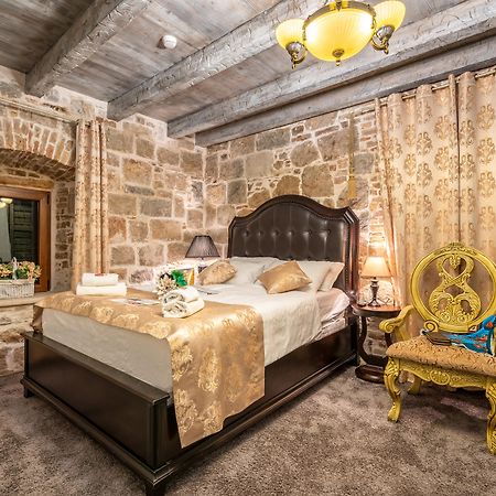 Heritage Palace Varos - Mag Quaint & Elegant Boutique Hotels Split Dış mekan fotoğraf