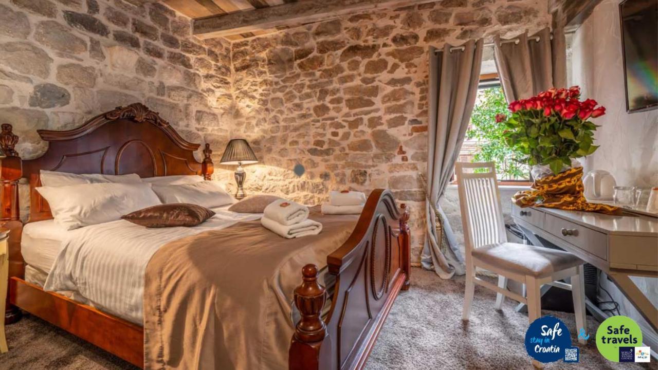 Heritage Palace Varos - Mag Quaint & Elegant Boutique Hotels Split Dış mekan fotoğraf