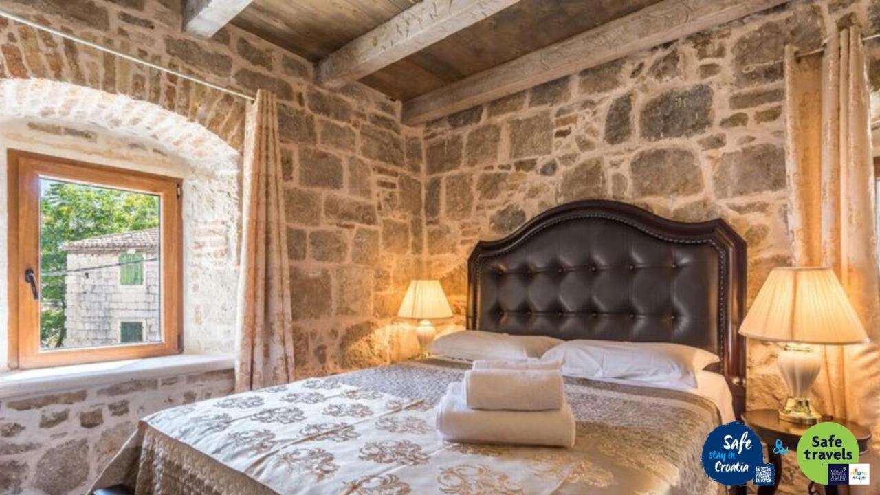 Heritage Palace Varos - Mag Quaint & Elegant Boutique Hotels Split Dış mekan fotoğraf