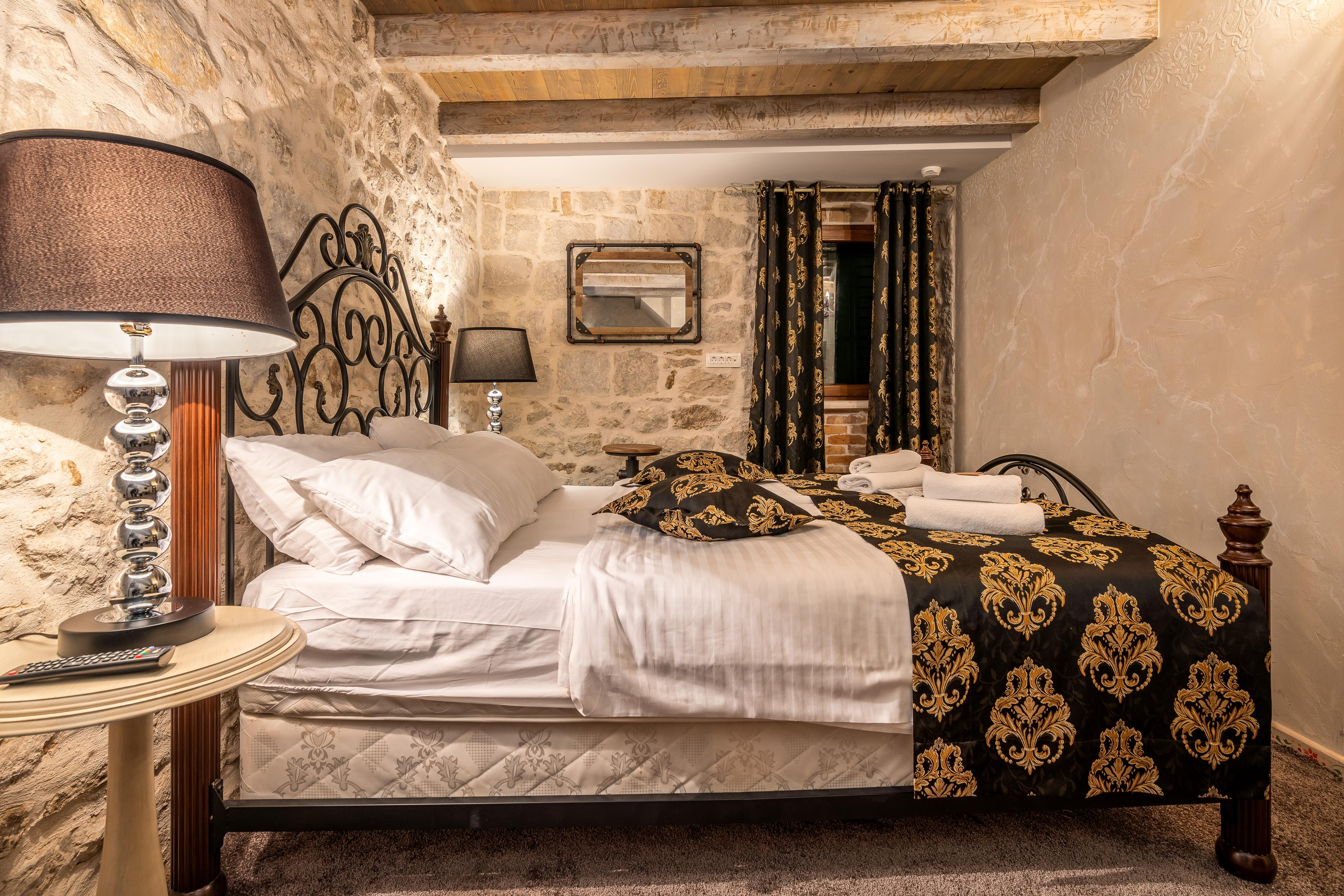 Heritage Palace Varos - Mag Quaint & Elegant Boutique Hotels Split Dış mekan fotoğraf