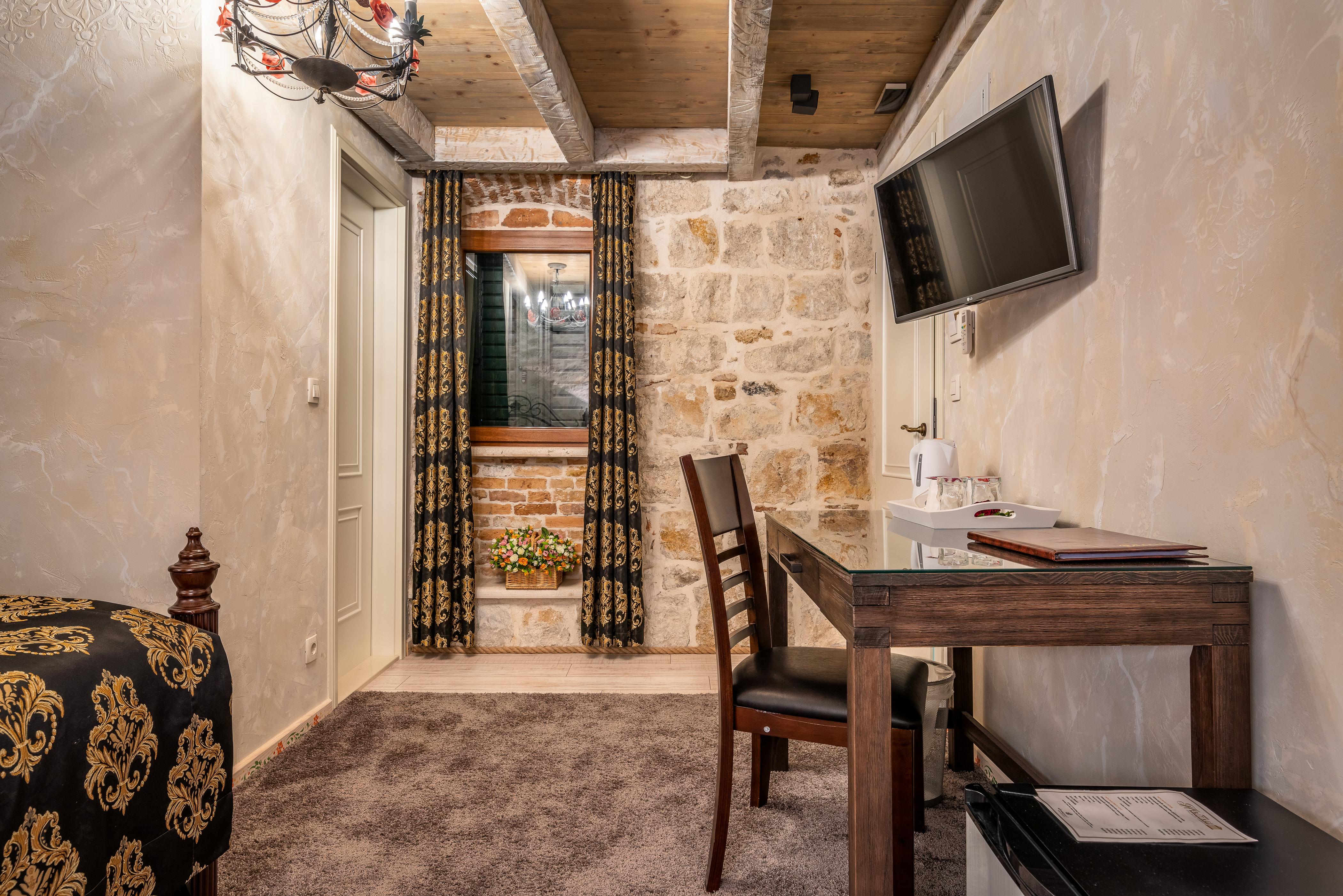 Heritage Palace Varos - Mag Quaint & Elegant Boutique Hotels Split Dış mekan fotoğraf